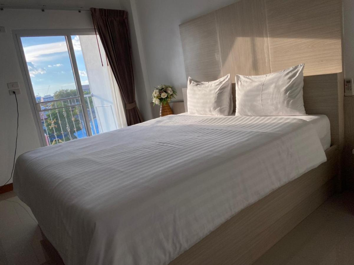 Ketsara Hotel Maha Sarakham Zewnętrze zdjęcie